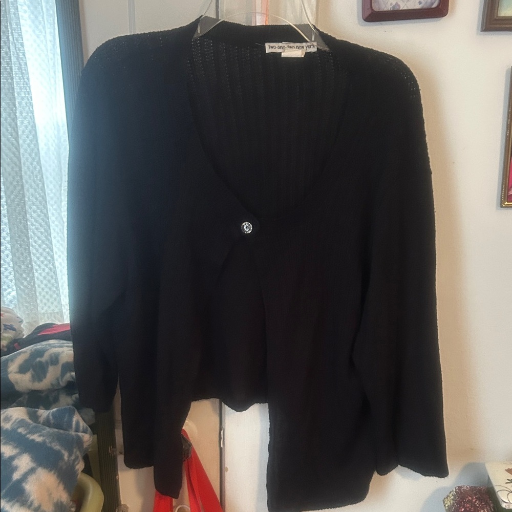 Elegant Black V-Neck Cardigan